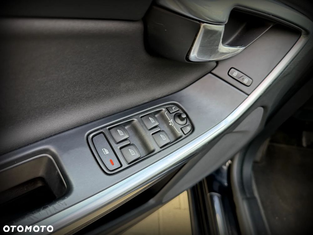 Volvo V60 T3 Edition - 20