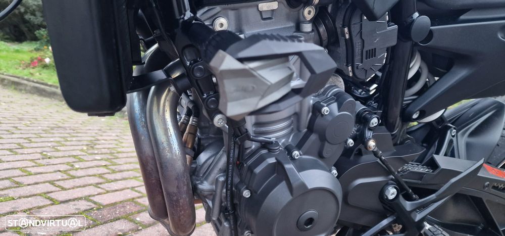 KTM 890 DUKE - 9