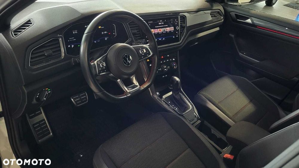 Volkswagen T-Roc - 10