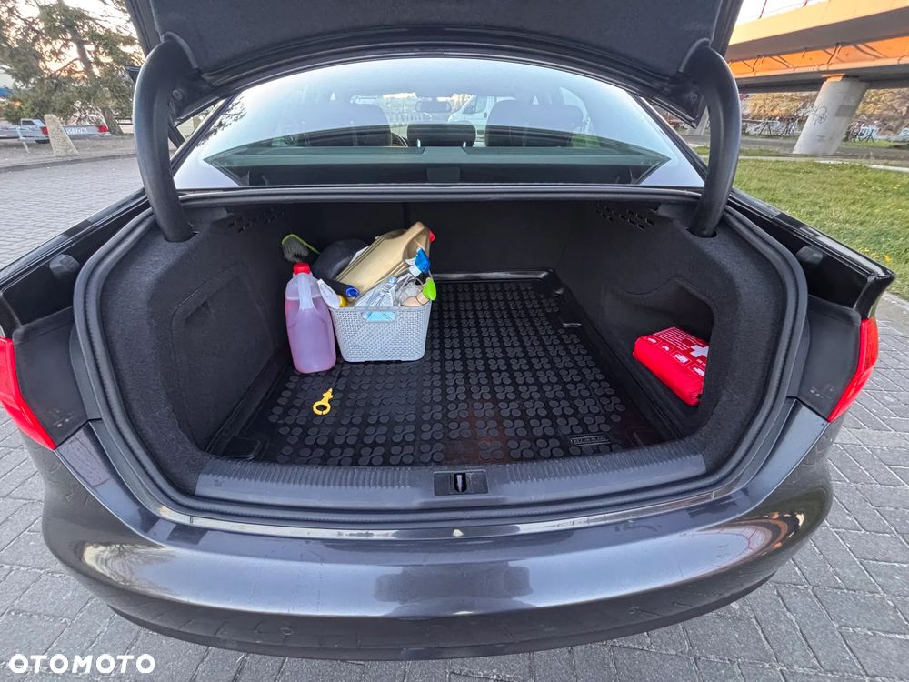 Audi A4 Limousine 1.8 TFSI Ambiente - 18