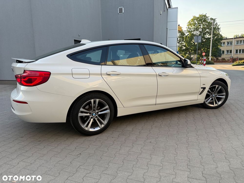 BMW 3GT 318d Sport Line - 18