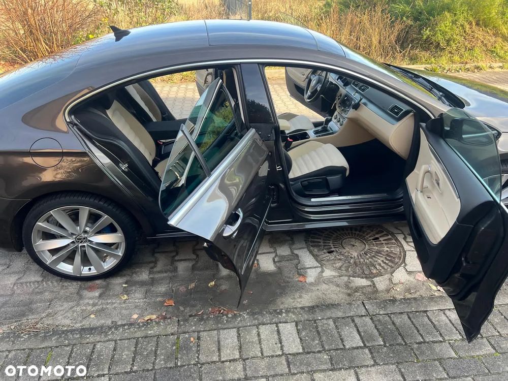 Volkswagen Passat CC - 14