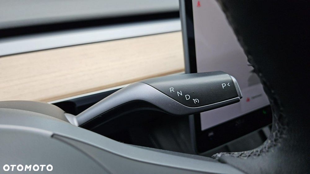 Tesla Model 3 Long Range RWD - 16