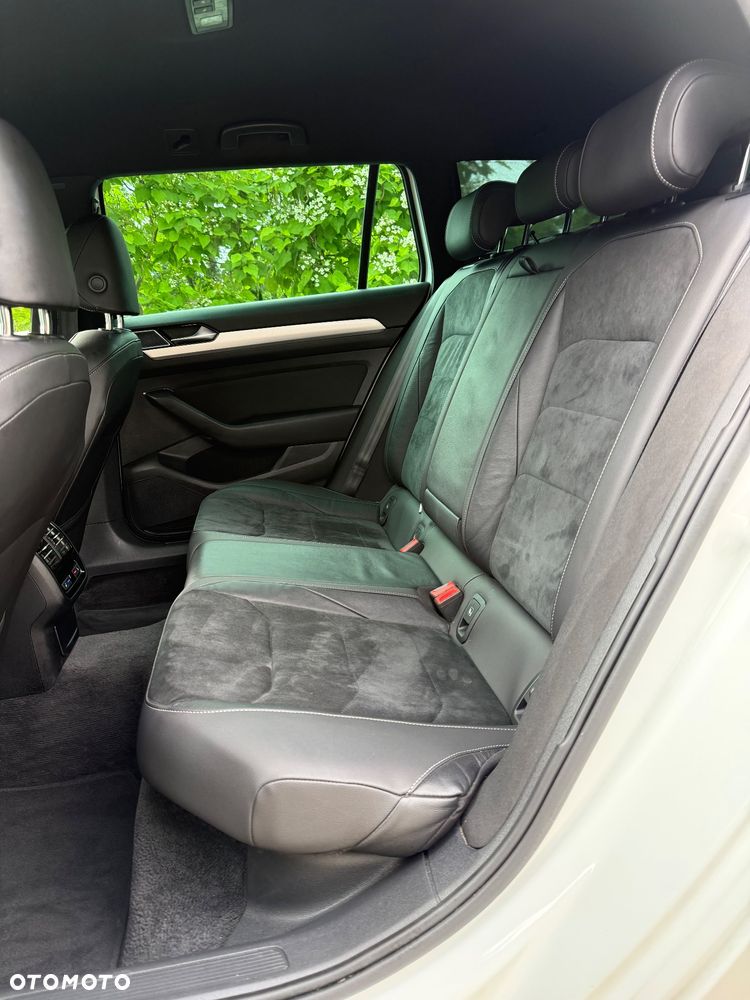 Volkswagen Passat 2.0 TDI BMT Highline DSG7 - 25