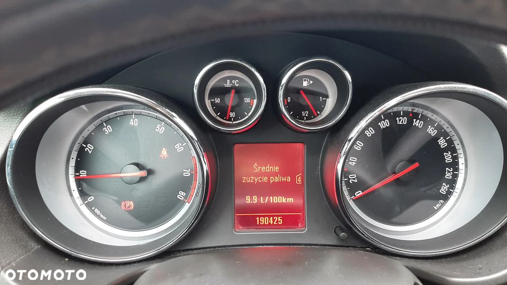 Opel Insignia - 8