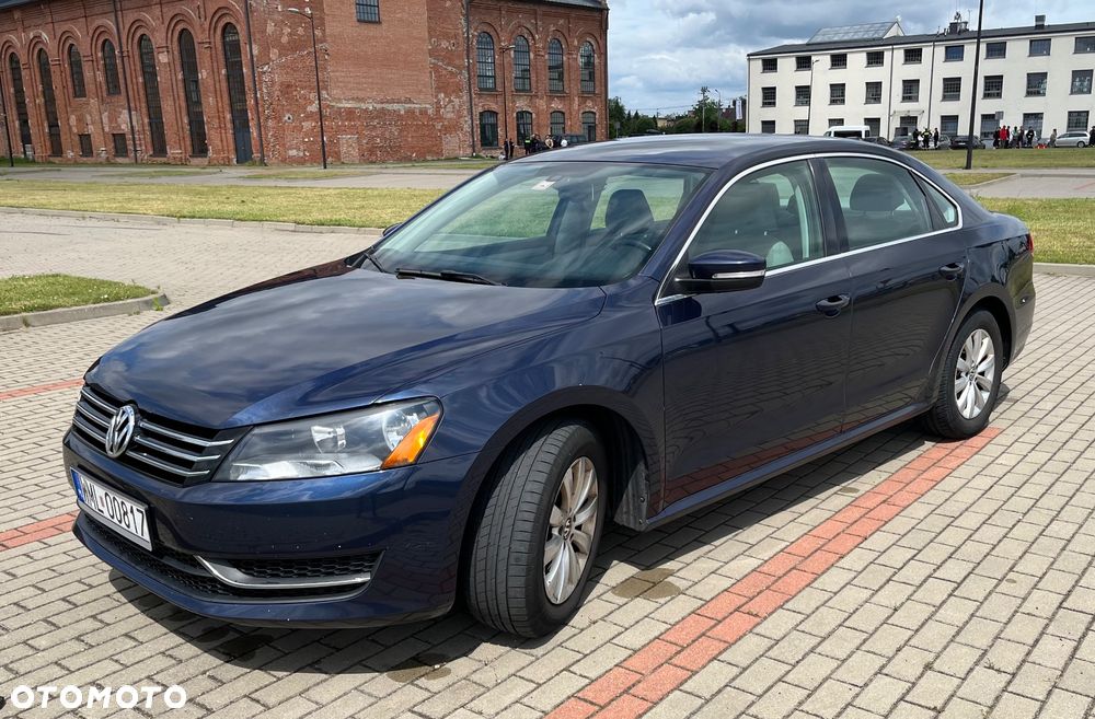 Volkswagen Passat - 9