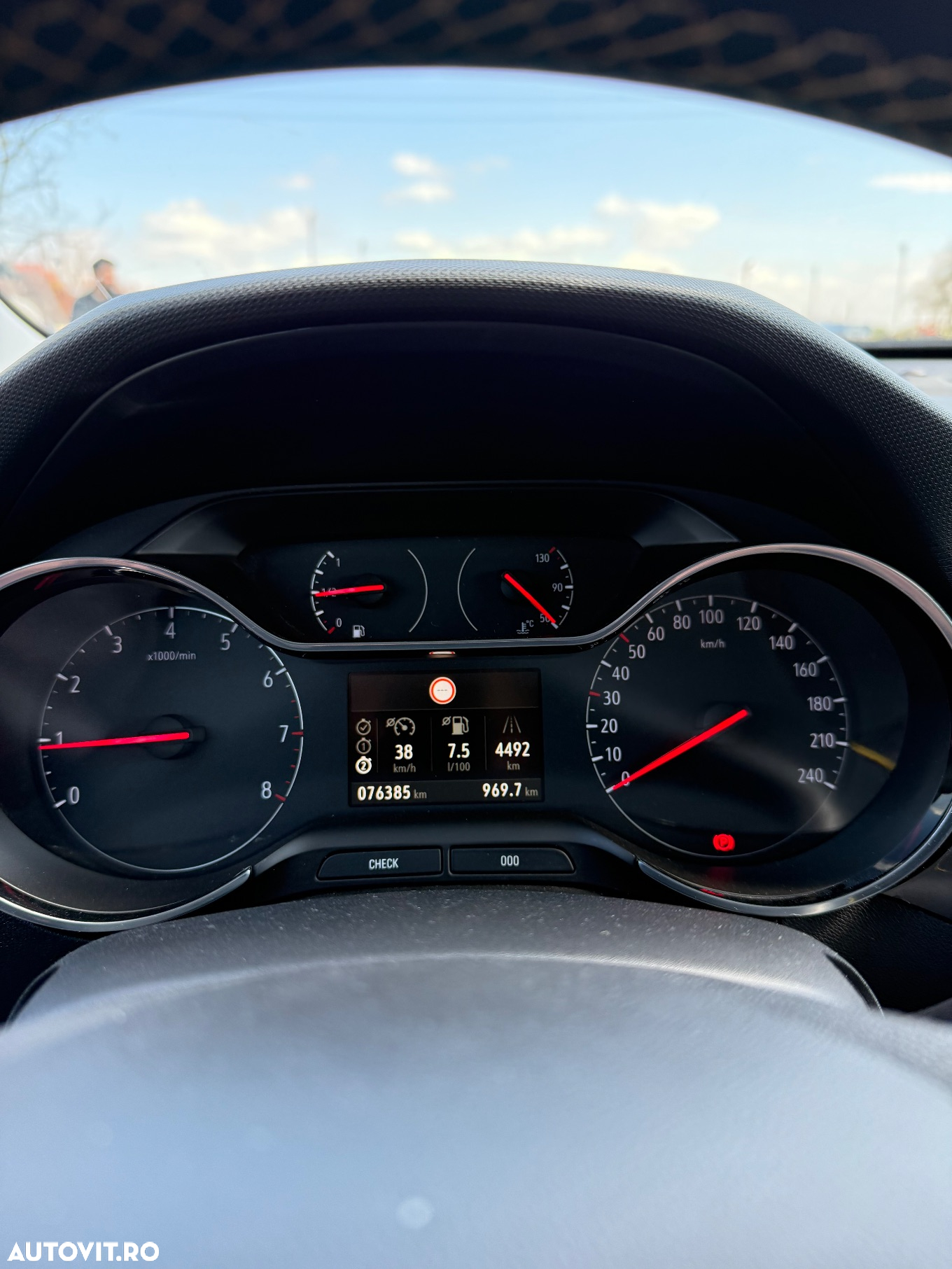 Peugeot 208 1.2 L PureTech Active - 12