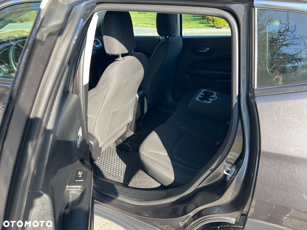 Jeep Compass 1.4 MultiAir Longitude - 13