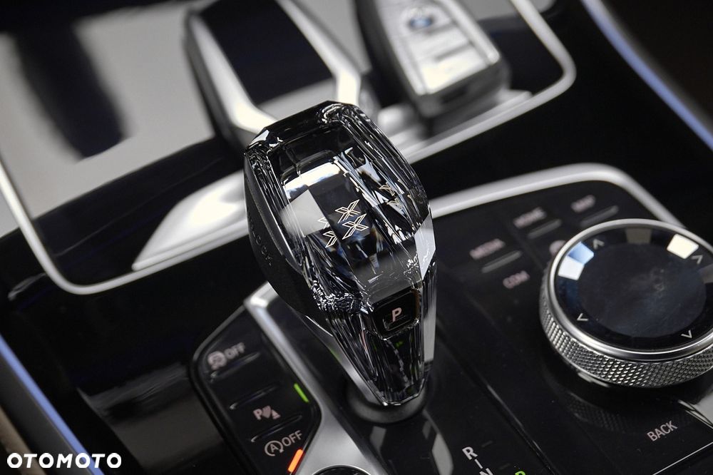 BMW X5 xDrive30d - 27