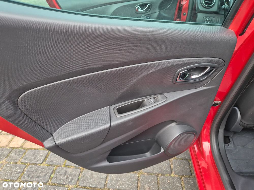 Renault Clio 1.2 16V 75 Experience - 25