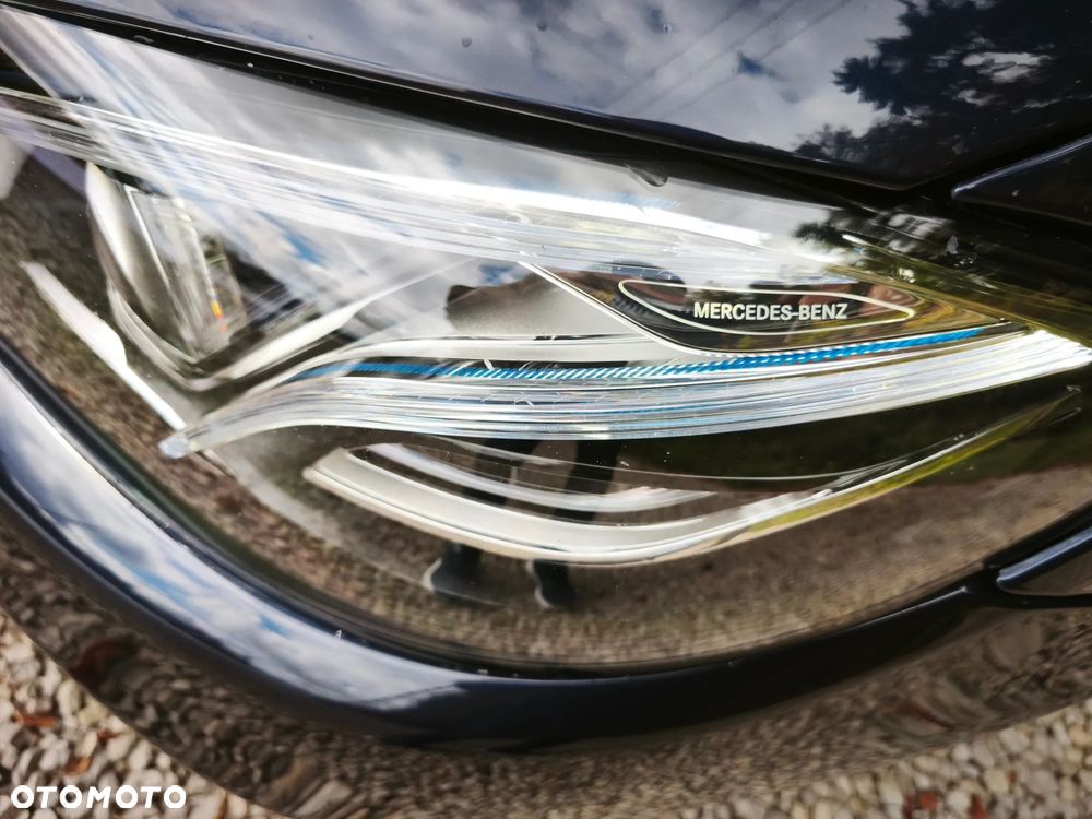 Mercedes-Benz Klasa E 300 d 9G-TRONIC - 2