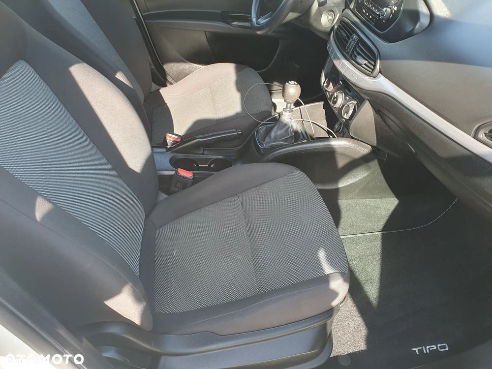 Fiat Tipo - 18