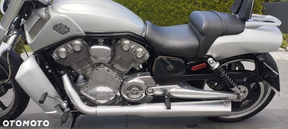 Harley-Davidson V-Rod Muscle - 8