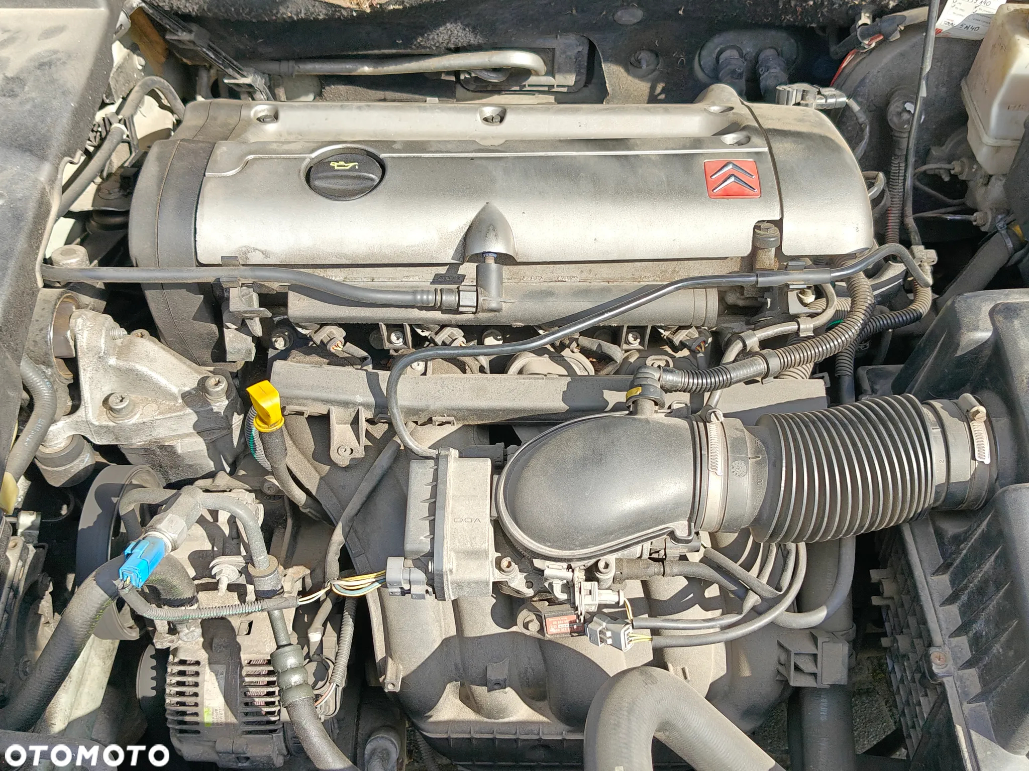 Citroën C4 2.0 16V Exclusive - 18