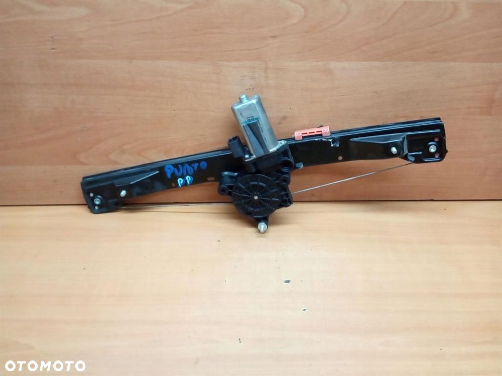 MECHANIZM SZYBY PRAWY PRZÓD FIAT GRANDE PUNTO 5D - 1