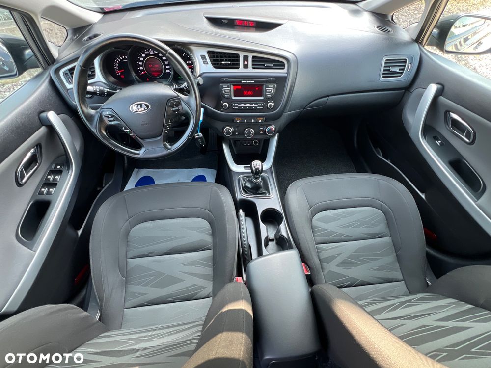 Kia Ceed 1.6 GDI Edition 7 - 17