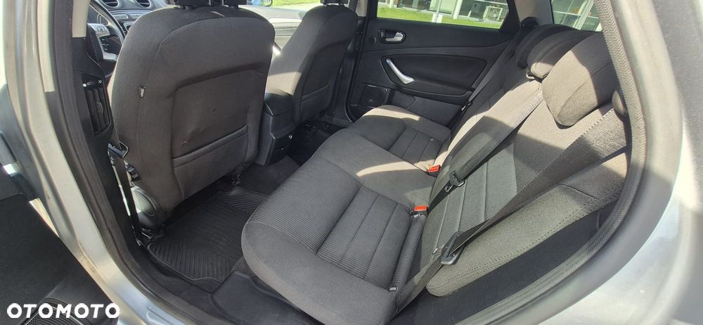 Ford Mondeo - 6