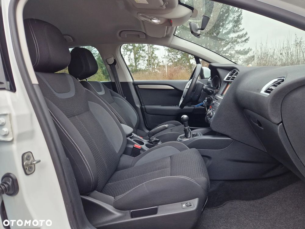 Citroën C4 BlueHDi 100 Business Class - 13