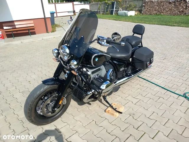 BMW R - 1