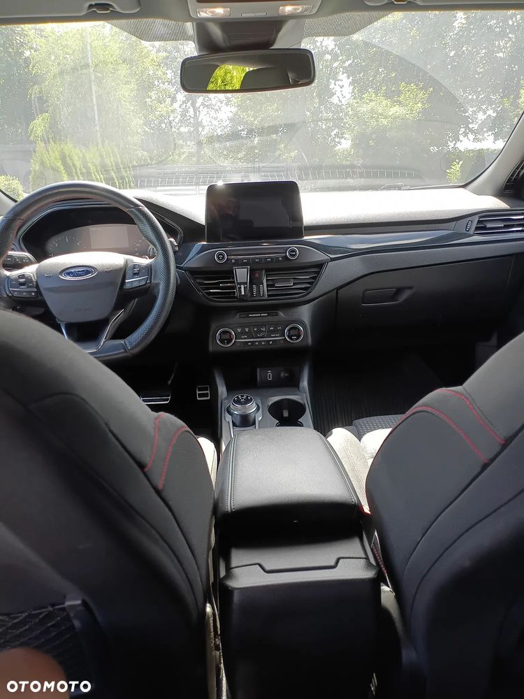 Ford Focus 2.0 EcoBlue ST-Line - 24