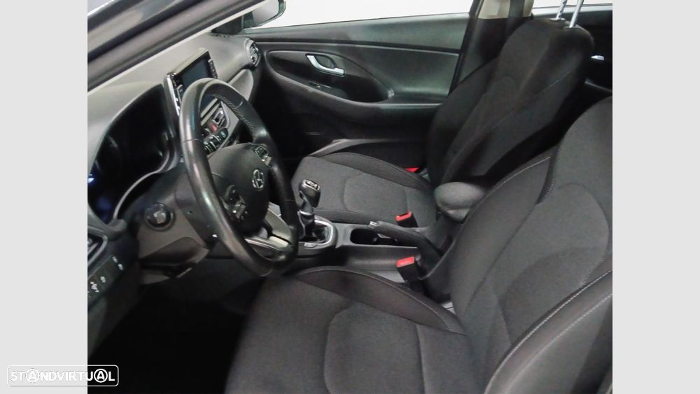 Hyundai i30 1.0 T-GDI Style Plus - 10