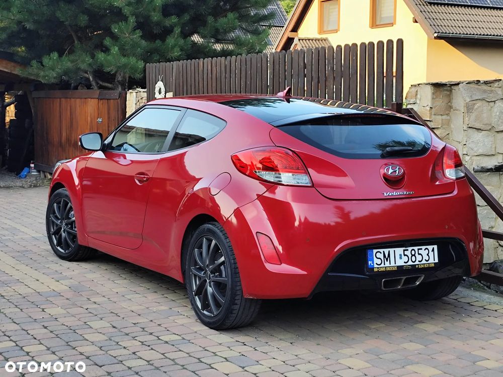 Hyundai Veloster 1.6 Style - 18