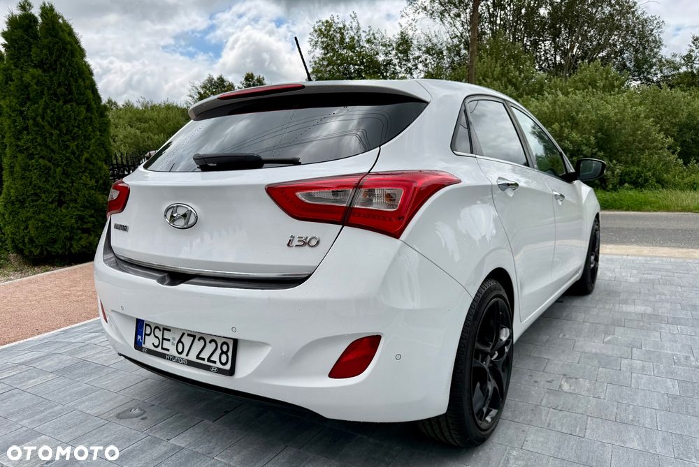 Hyundai i30 1.6 CRDI Passion - 11