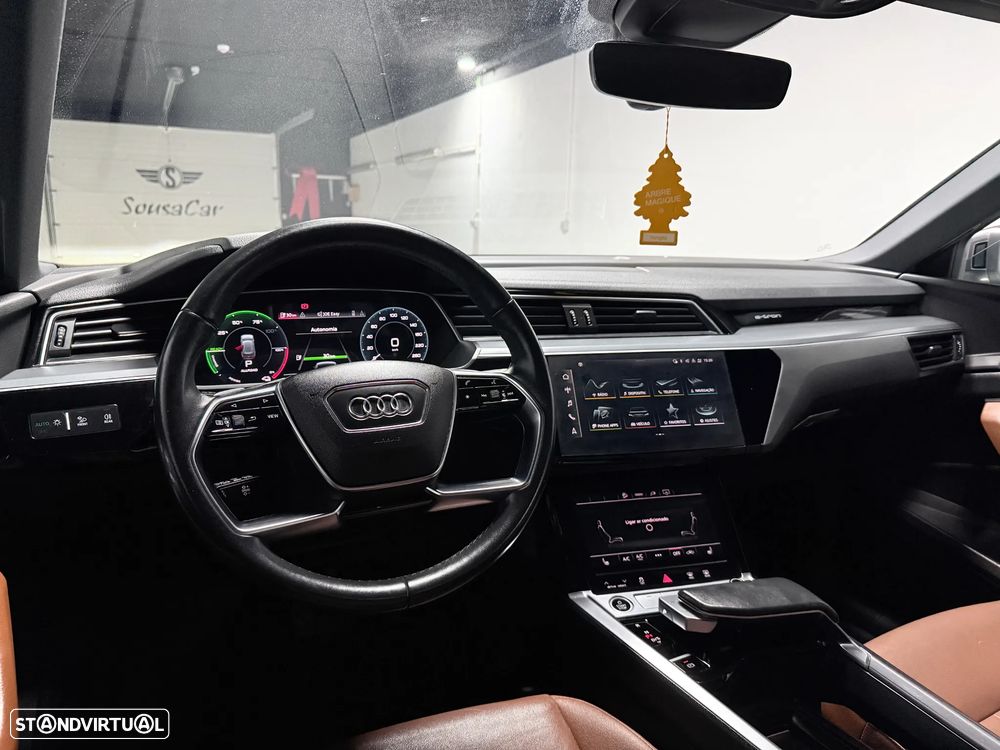 Audi e-tron 50 quattro S line - 10