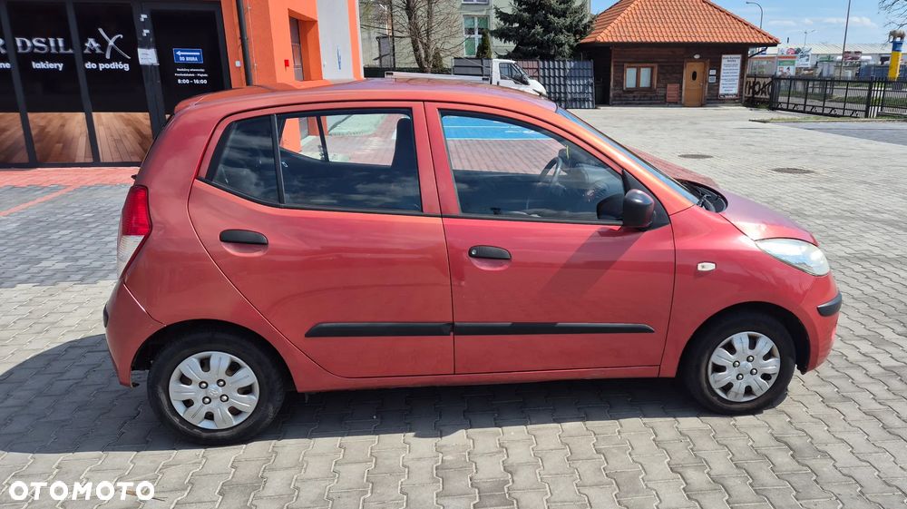 Hyundai i10 1.1 Classic + - 9