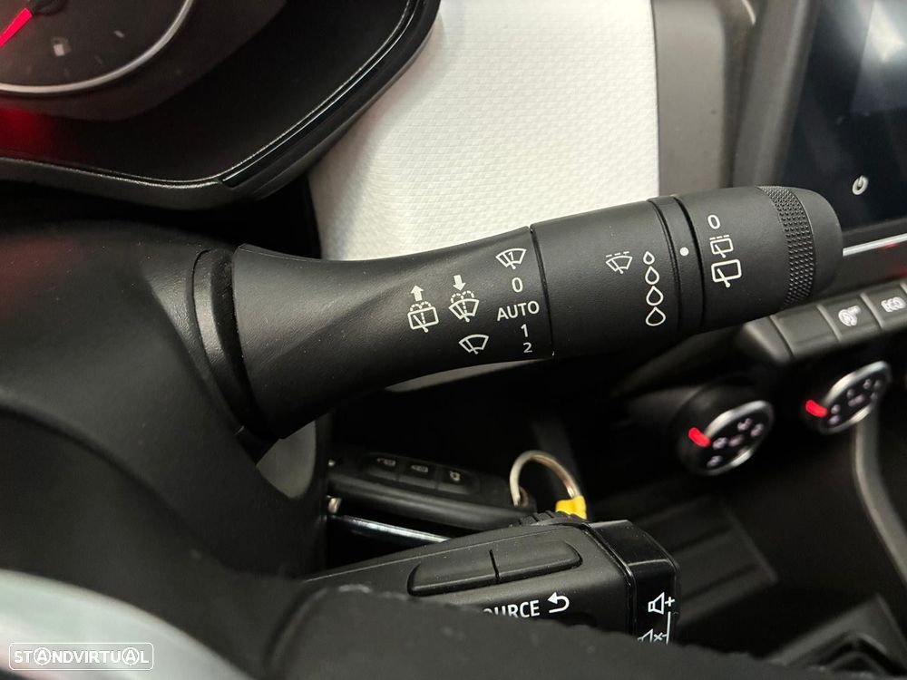 Renault Clio 1.0 TCe Evolution Bi-Fuel - 23