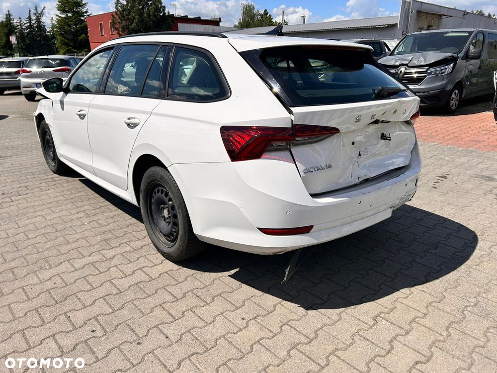 Skoda Octavia - 4