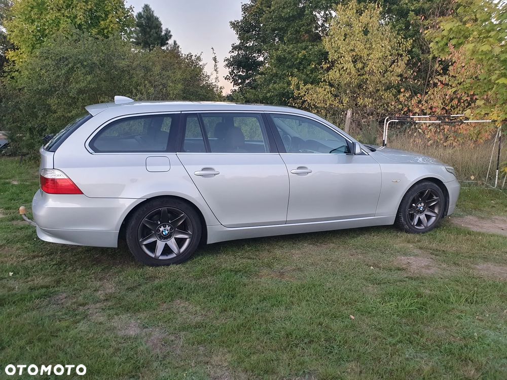 BMW Seria 5 525d Edition Lifestyle - 14
