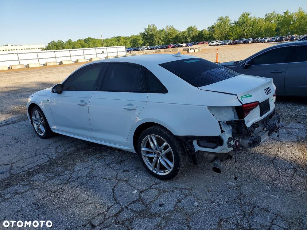 Audi A4 Limousine - 3