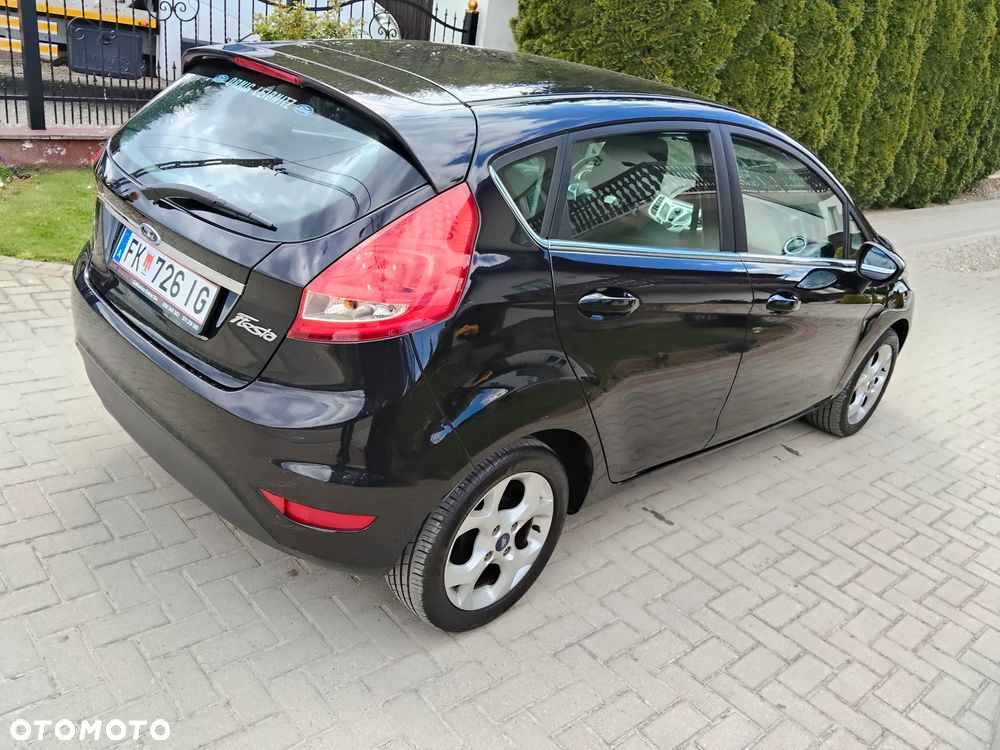 Ford Fiesta 1.25 Titanium - 12
