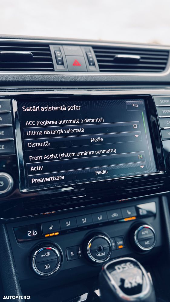 Skoda Superb 2.0 TDI 4x4 DSG Premium Edition - 27
