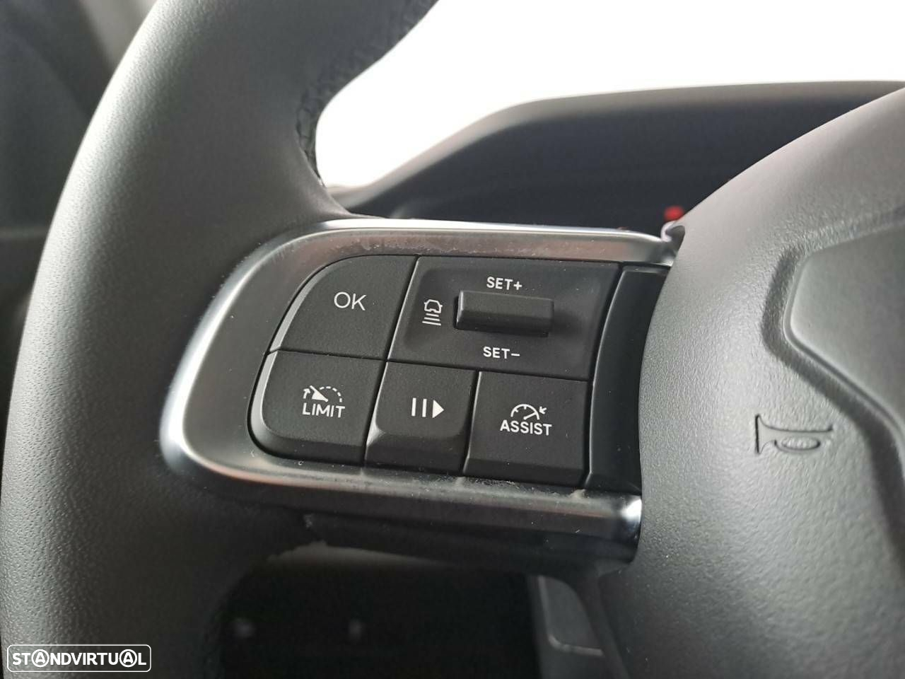 Jeep Avenger 1.2 GSE T3 Altitude - 16
