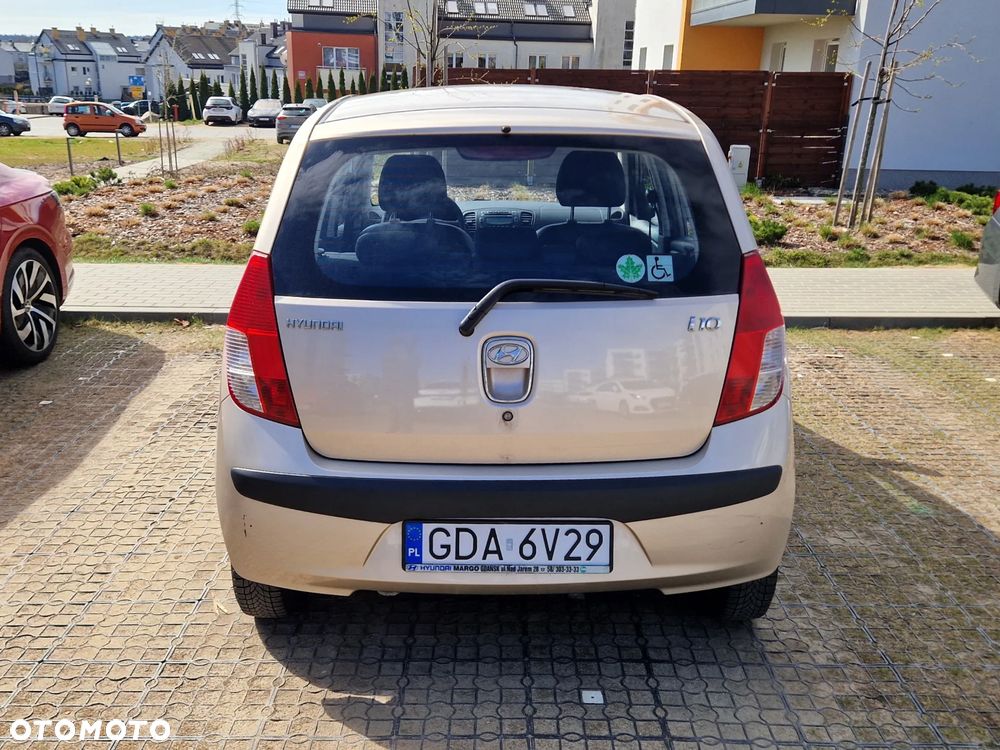 Hyundai i10 1.1 Comfort - 10