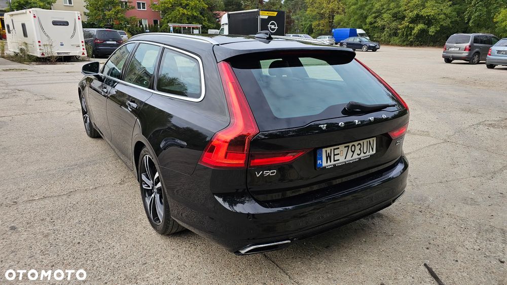 Volvo V90 D5 AWD R-Design - 5