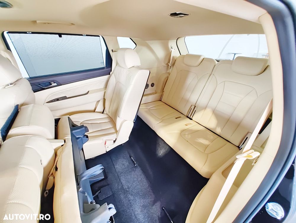 KGM Rexton - 19