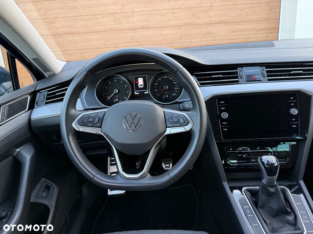 Volkswagen Passat 1.5 TSI EVO Business - 7