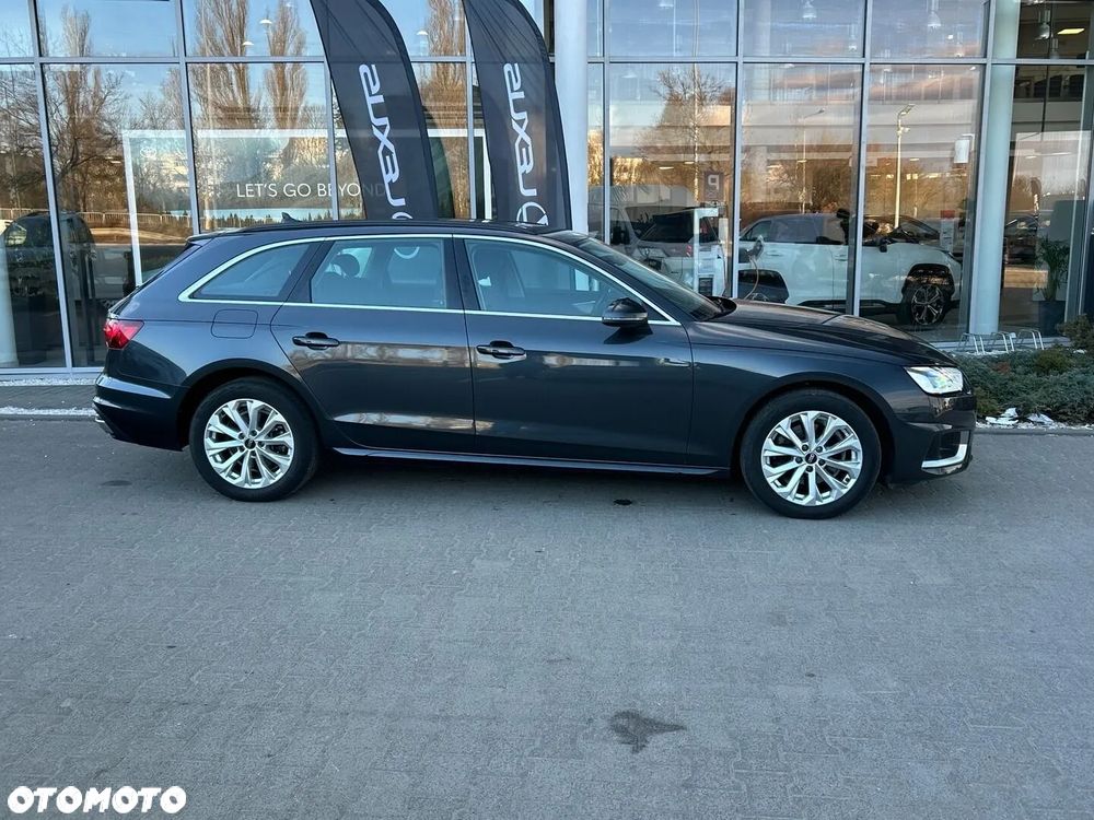 Audi A4 Avant - 9