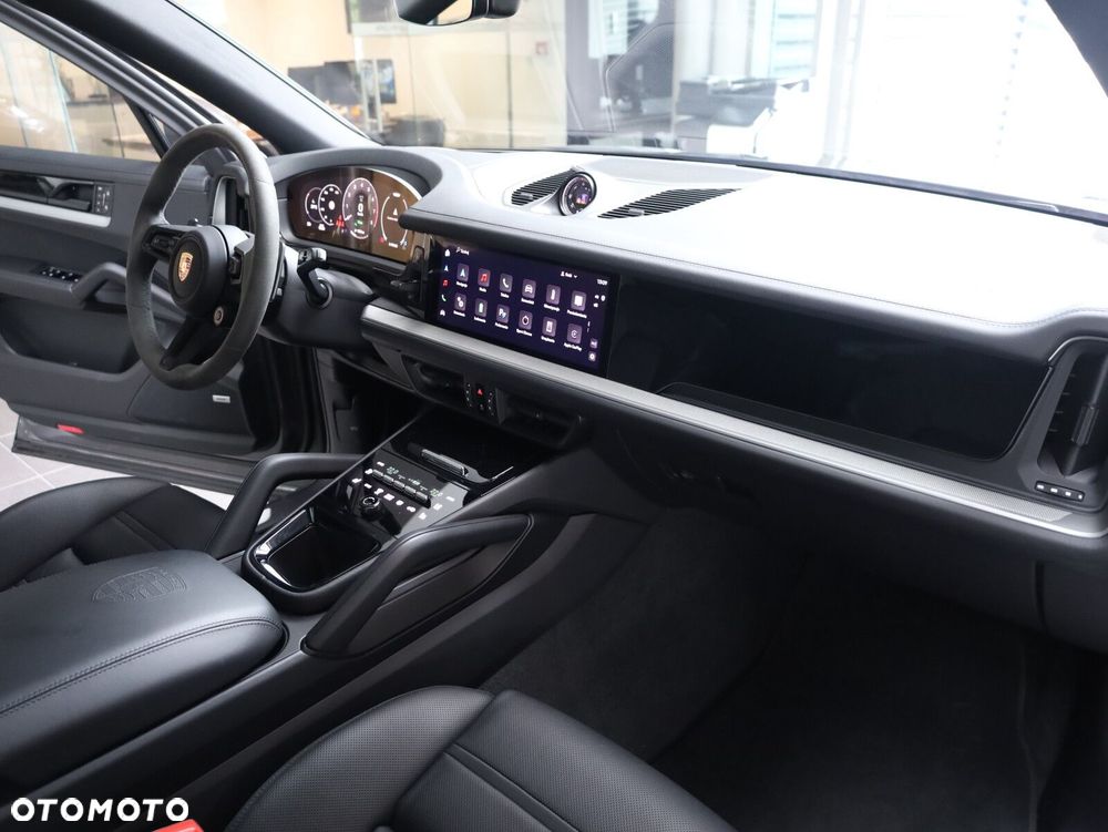 Porsche Cayenne - 8