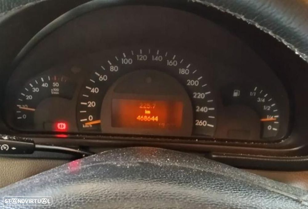 Mercedes-Benz C 220 - 6
