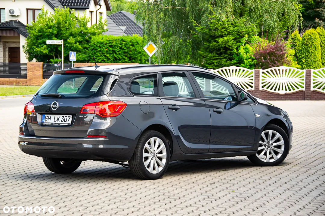 Opel Astra 1.4 Turbo Style - 21
