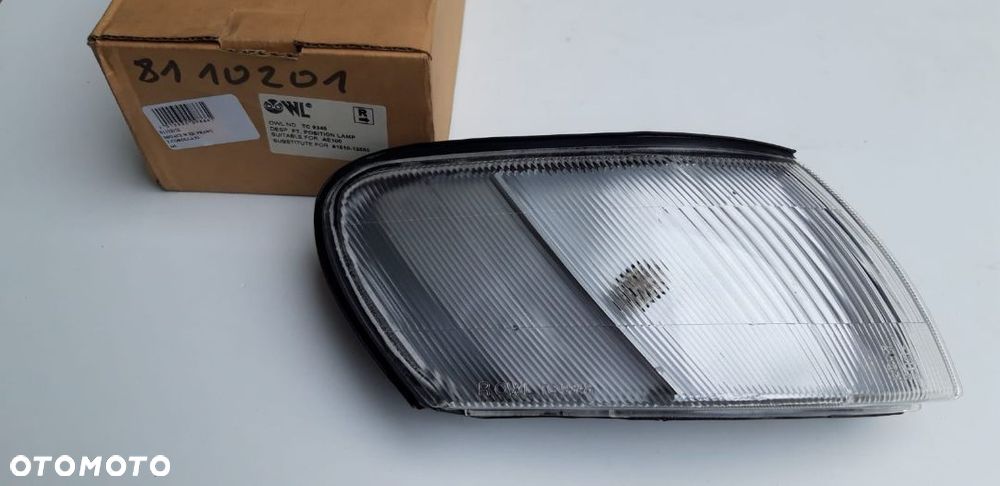 Lampa  Migacz kierunkowskaz przód P (przezroczysty) TOYOTA COROLLA 05.92-04.97 18-5047-05-2