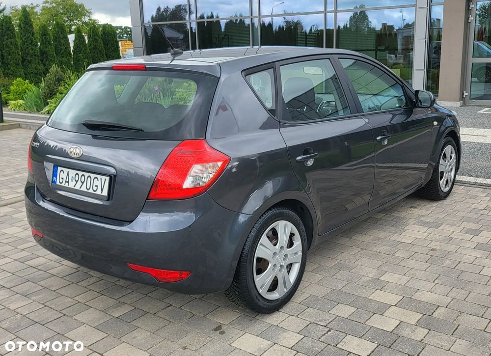 Kia Ceed 1.4 Comfort - 9