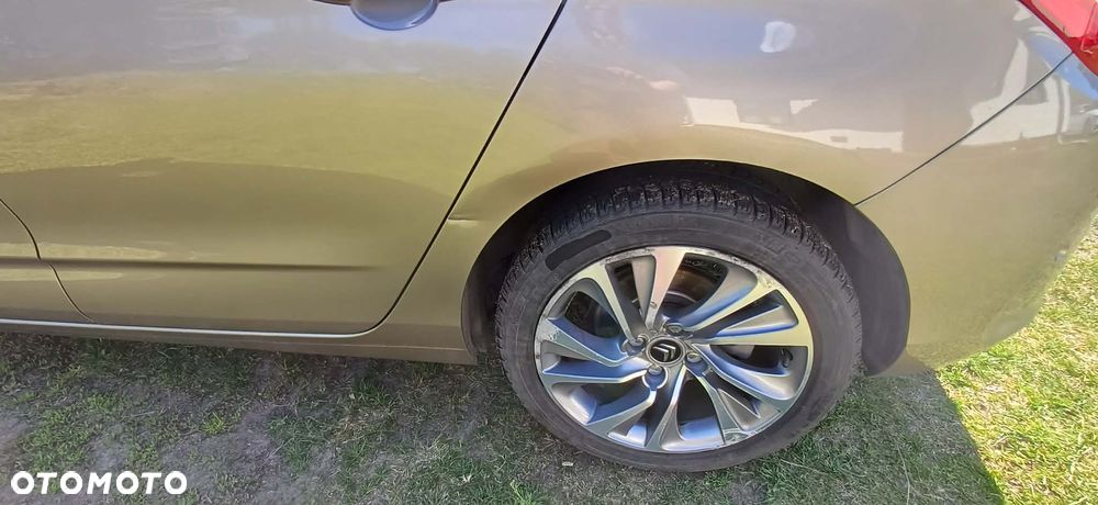 Citroën C4 1.6 VTi Exclusive - 4