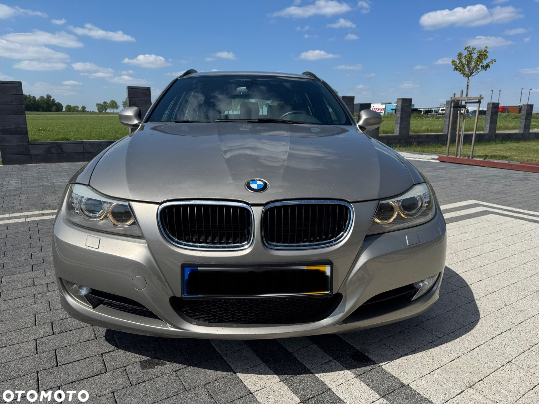BMW Seria 3 318d DPF Touring Edition Exclusive - 2