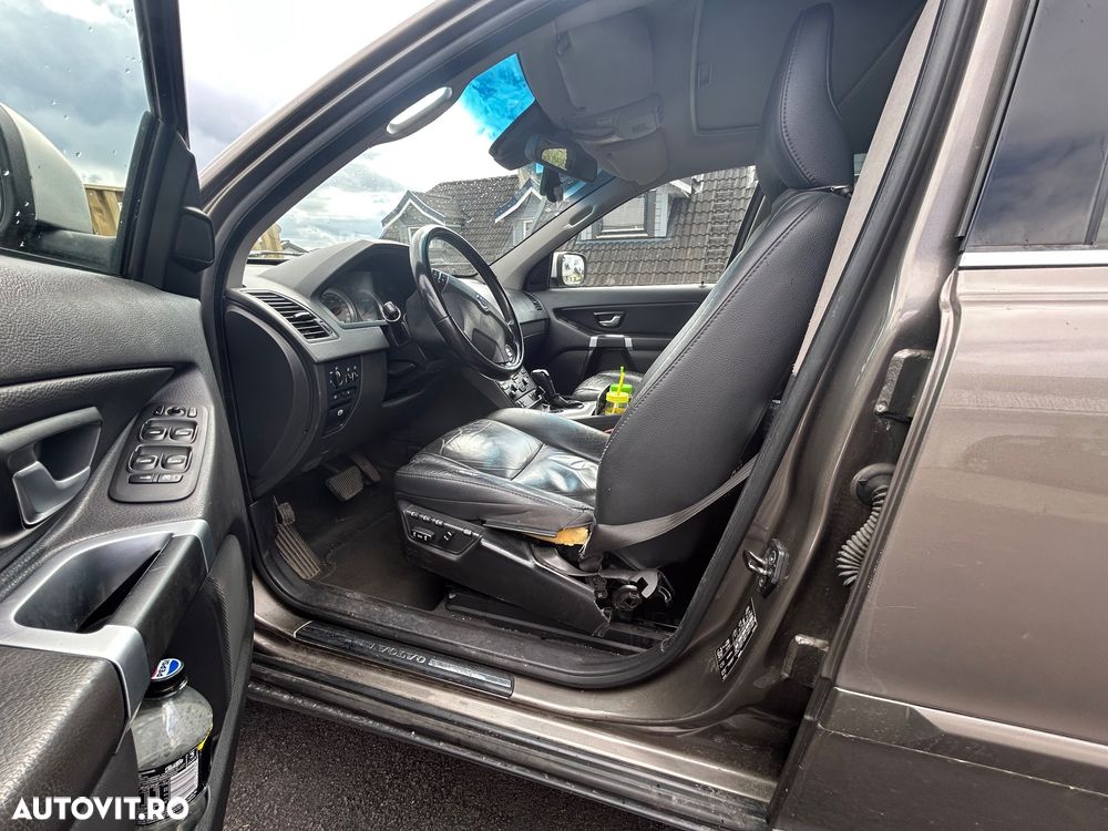 Volvo XC 90 D5 AWD Kinetic - 9