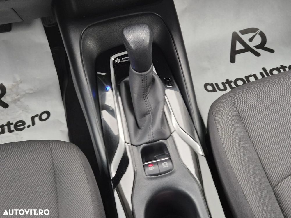 Toyota Corolla 1.8 HSD Active - 20